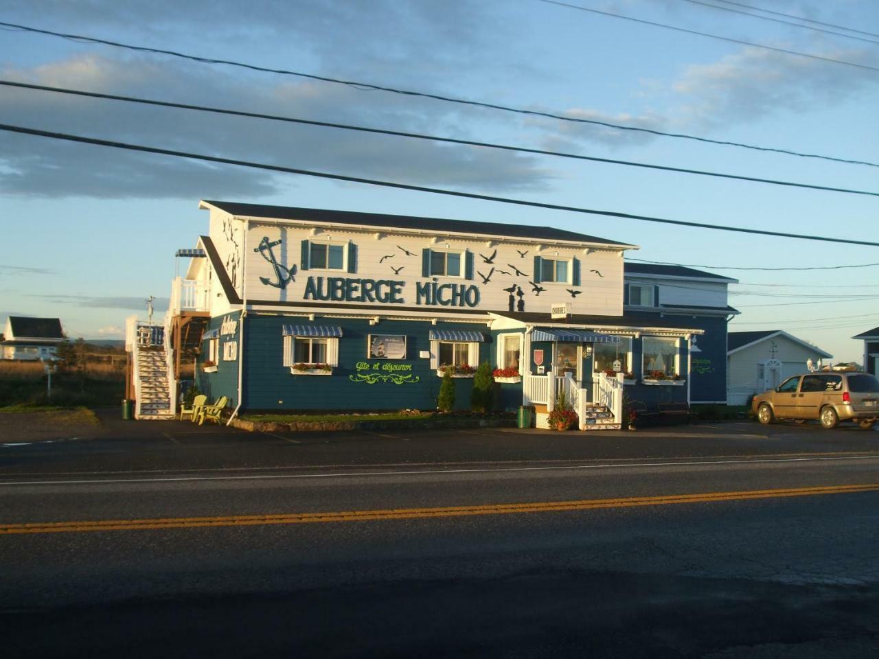 Complexe Cap-Chat Hotel Exterior photo